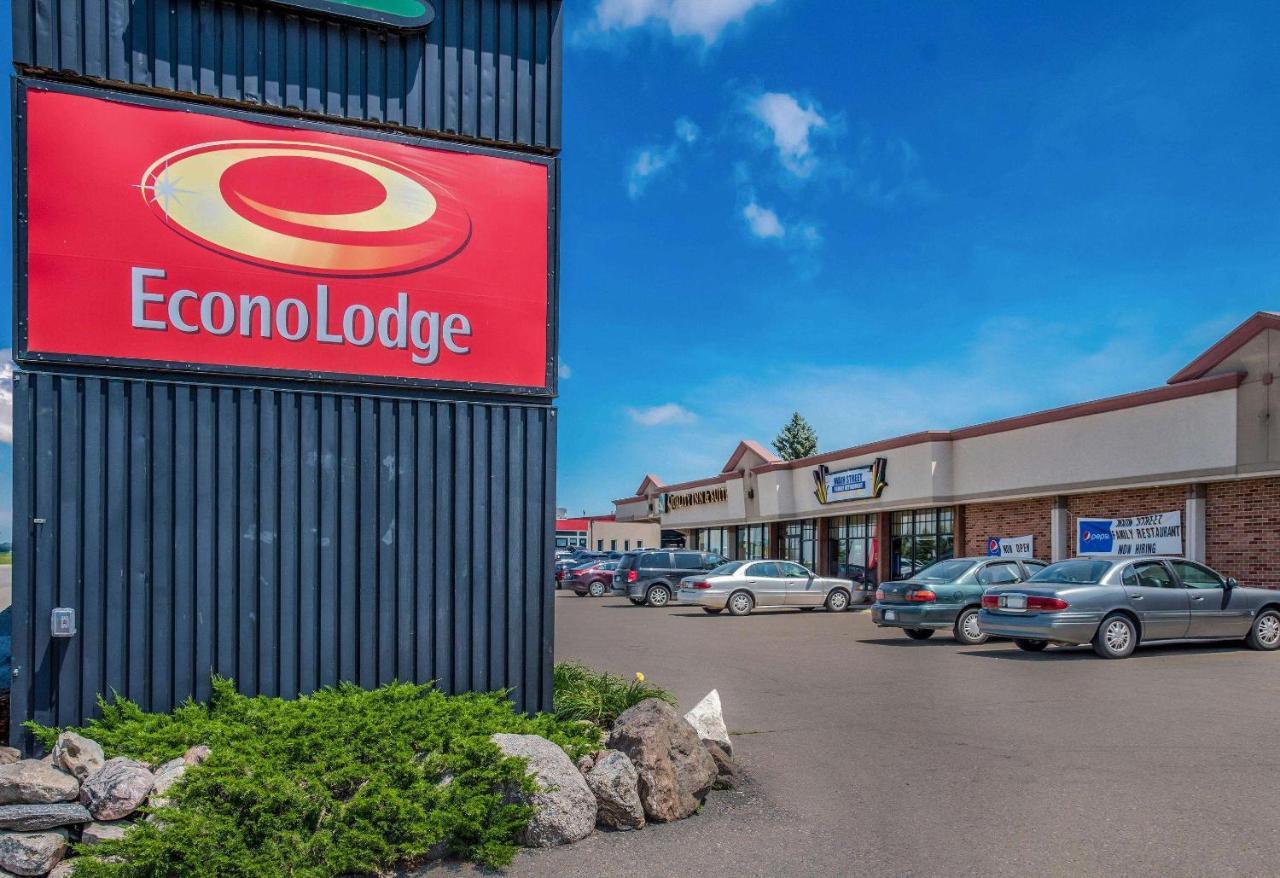 Econo Lodge Альберт-Лі Екстер'єр фото